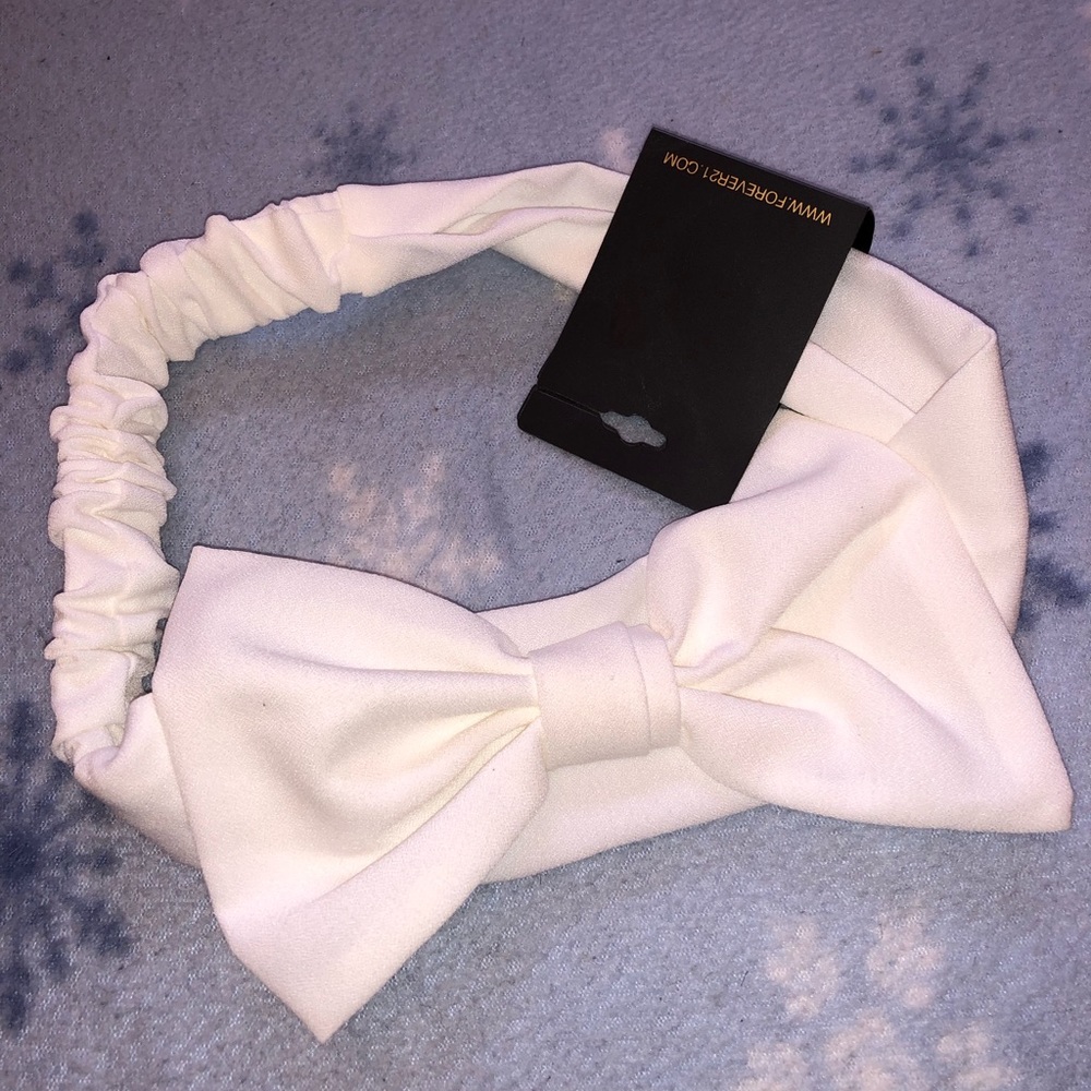 Headband bow white new